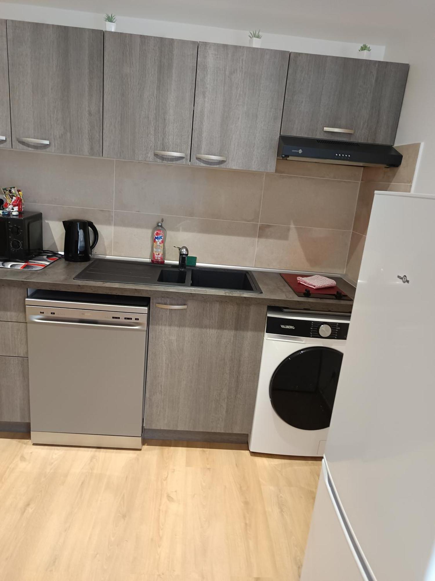 Jolie Maison Neuve - Malisone - *